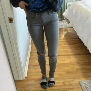 Frame Jeans size 25. Le Skinny De Jeanne
